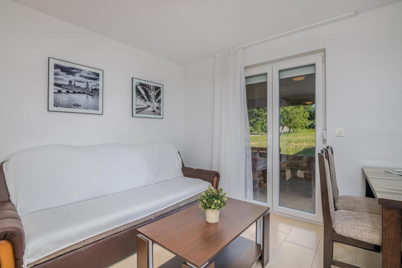 Apartment Tulipan Klimno Kültér fotó